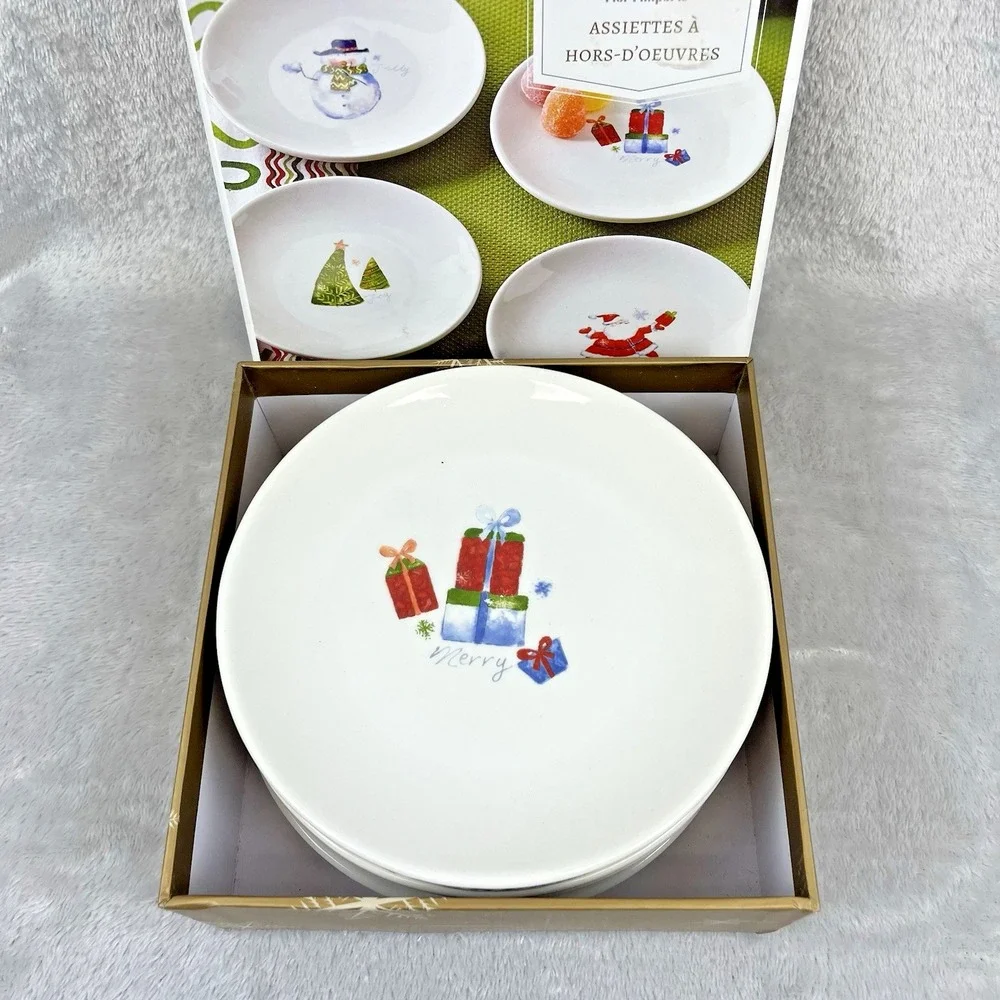 Pier 1 Imports Christmas Holiday Appetizer Plates Set of 4 Unused in Open Box